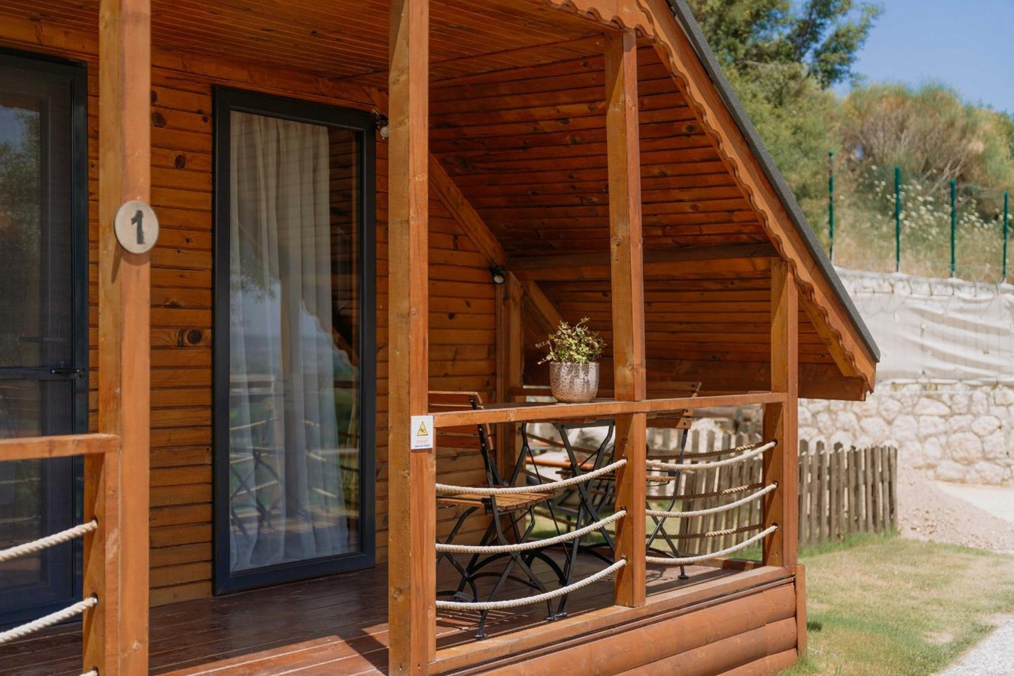 Doors Urla Hotel & Bungalows إزمير المظهر الخارجي الصورة